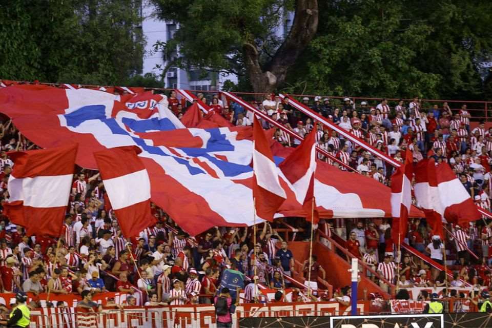 Torcida do Náutico nos Aflitos/Rafael Vieira/CNC