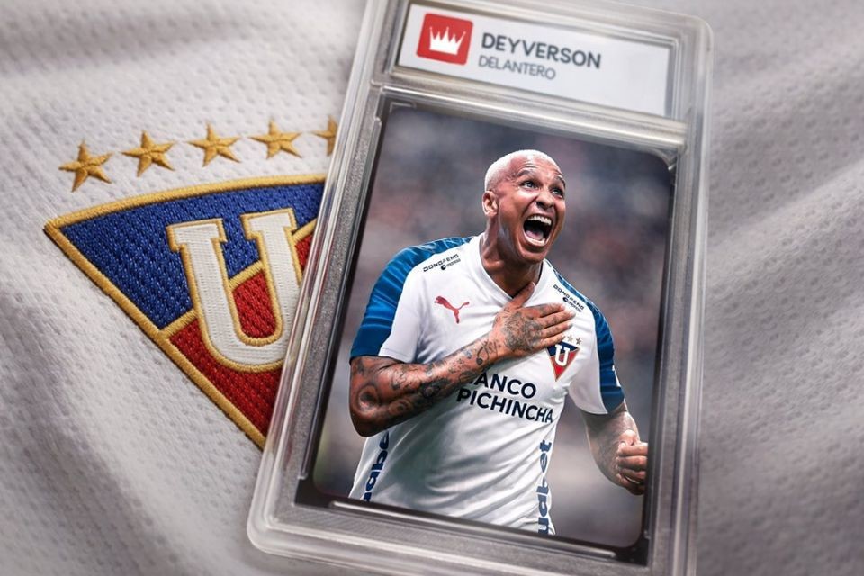 Deyverson, novo atacante da LDU/Divulgação / LDU 