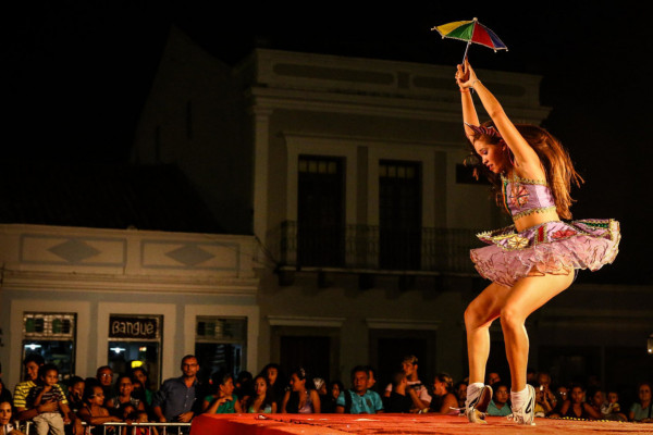 Os primeiros a se apresentarem na passarela do Concurso de Passista, que também contará com apresentações nesta quinta-feira (29), são os competidores da categoria Mirim, que é formada por crianças de até 11 anos. (Foto: Divulgação / Prefeitura do Recife)