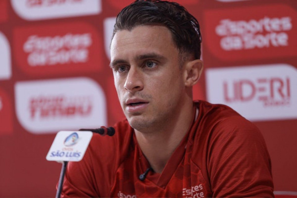 Felipe Saraiva, atacante do N&aacute;utico