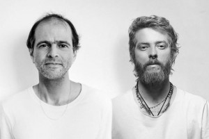 Moreno Veloso e Igor de Carvalho apresentam show baseado em troca e di&aacute;logo