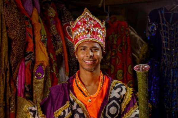 Tiago Lima, do Maracatu Aurora Africana (Foto: Crysli Viana/DP Foto)