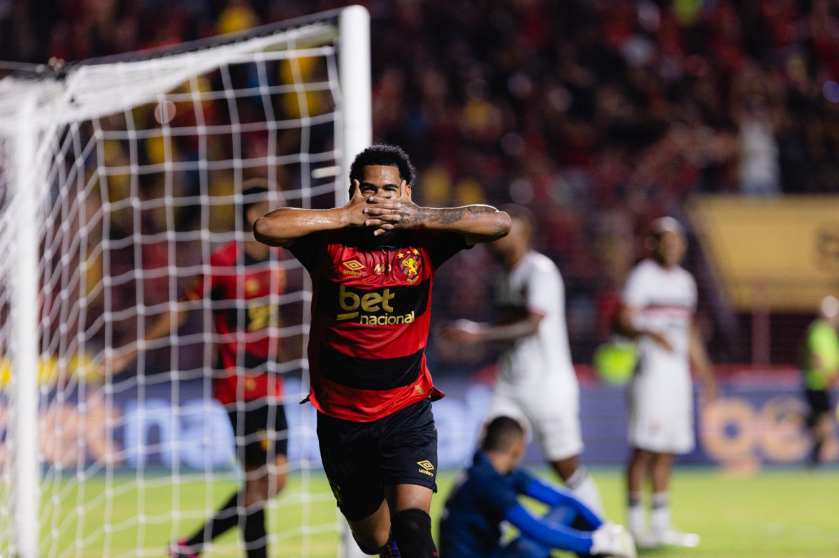 Micael decidiu o Clássico das Multidões/Paulo Paiva/Sport