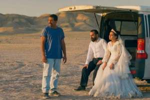 Mahmoudian escreveu o roteiro de Foi Apenas um Acidente junto com o diretor do filme, Jafar Panahi, e de Nader Sa&iuml;var e Shadmehr Rastin