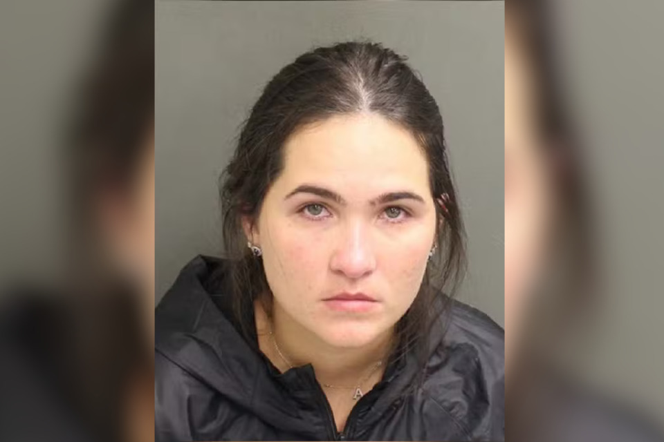 Esposa de Henrique, da dupla com Juliano, foi presa nos Estados Unidos
/Reprodução/Current Inmate Database