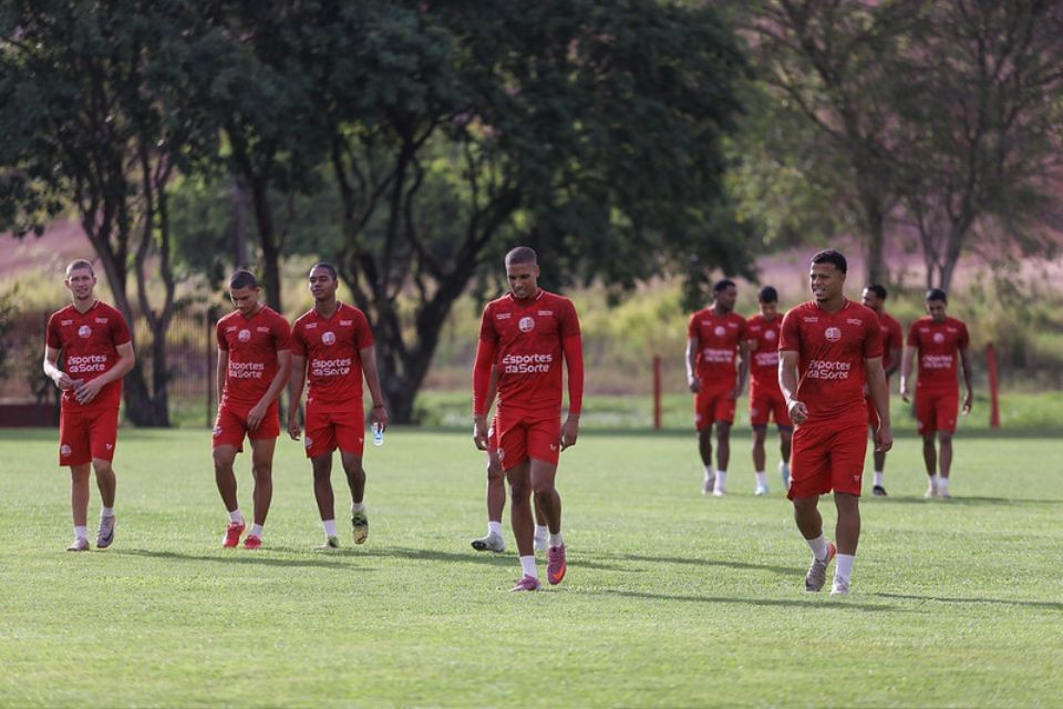 Elenco do Náutico em treinamento no CT Wilson Campos/Rafael Vieira / CNC