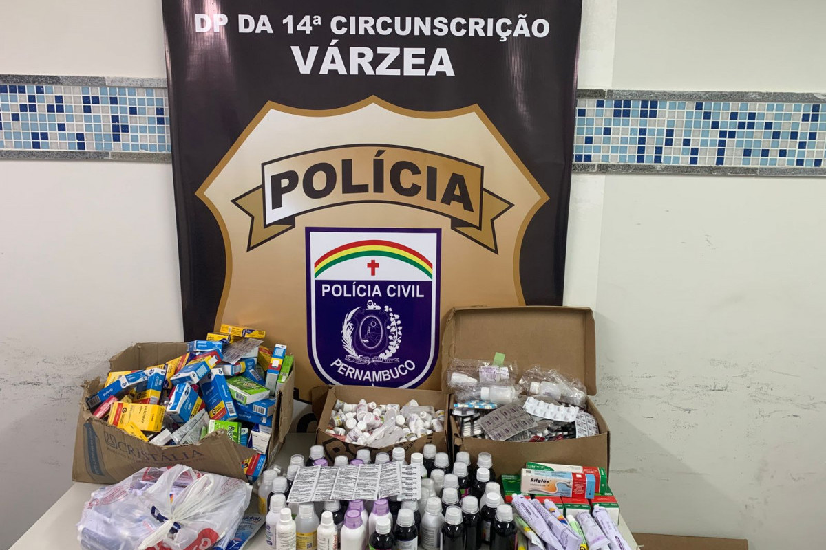 Medicamentos controlados e até injetáveis foram apreensdidos na casa de vigilante, preso por furto em unidade de saúde /Políca Civil 