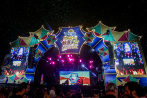 Foli&otilde;es curtem abetura do Festival Pernambuco Meu Pa&iacute;s