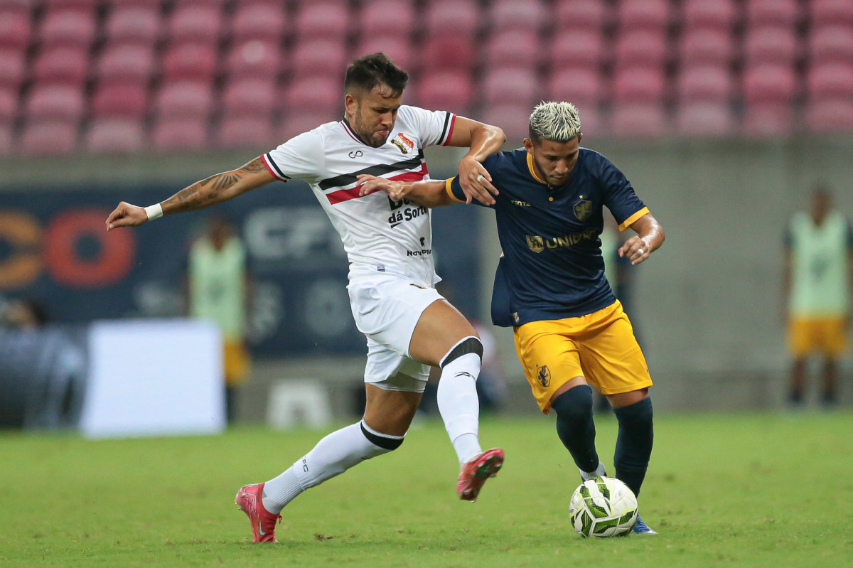 Partida entre Santa Cruz x Retrô, na 1ª fase do Campeonato Pernambucano 2026/Rafael Melo/FPF