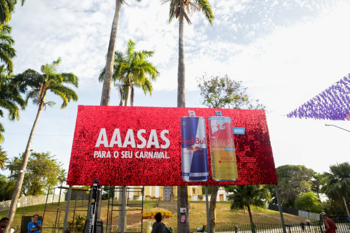 Olinda começou a receber sua decoração tradicional (Crysli Viana/DP Foto)