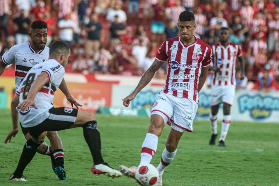 Duelo entre Náutico x Santa Cruz pela semifinal do Pernambucano de 2022/Tiago Caldas / CNC