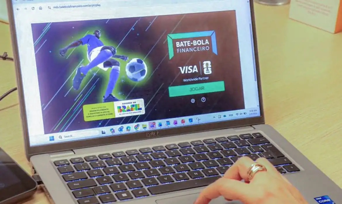 Programa Bate-Bola Financeiro utiliza linguagem do futebol
/Secom/PR