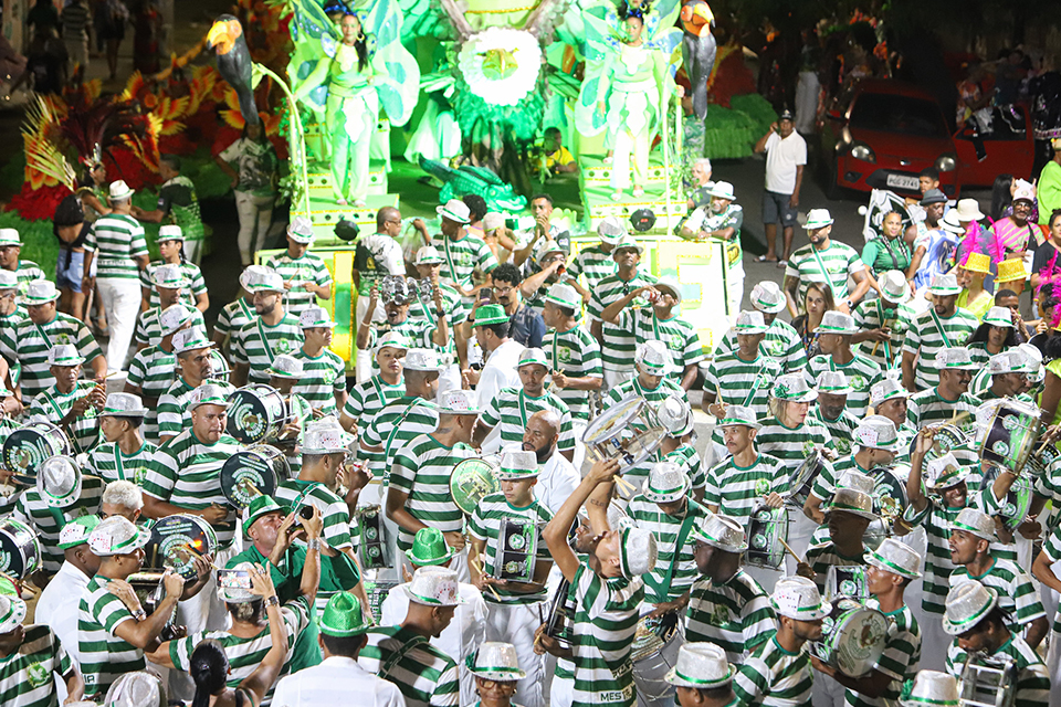 Gigantes do Samba é umas das agremiações que desfila tradição no carnaval de Pernambuco/Weslley D'Almeida/Acervo PCR