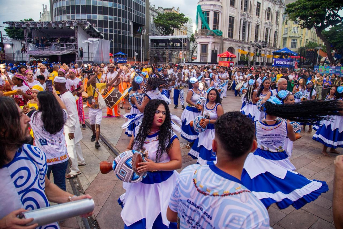 Tumaraca abre carnaval do Recife com apresentações que fortalecem diversidade cultural da festa na capital (Foto: Karol Rodrigues/DP Foto)