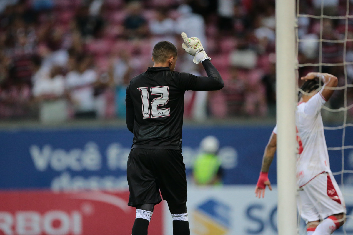 Rokenedy, goleiro do Santa Cruz/Rafael Melo/FPF