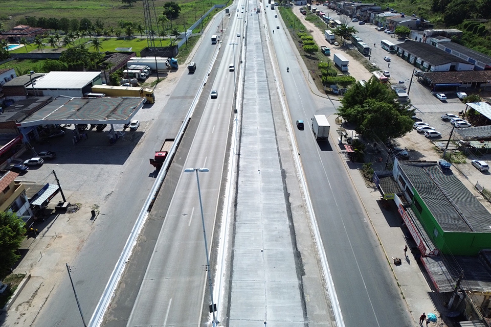 Viaduto de Bonança terá fluxo liberado nesta sexta-feira/DIVULGAÇÃO/DER-PE