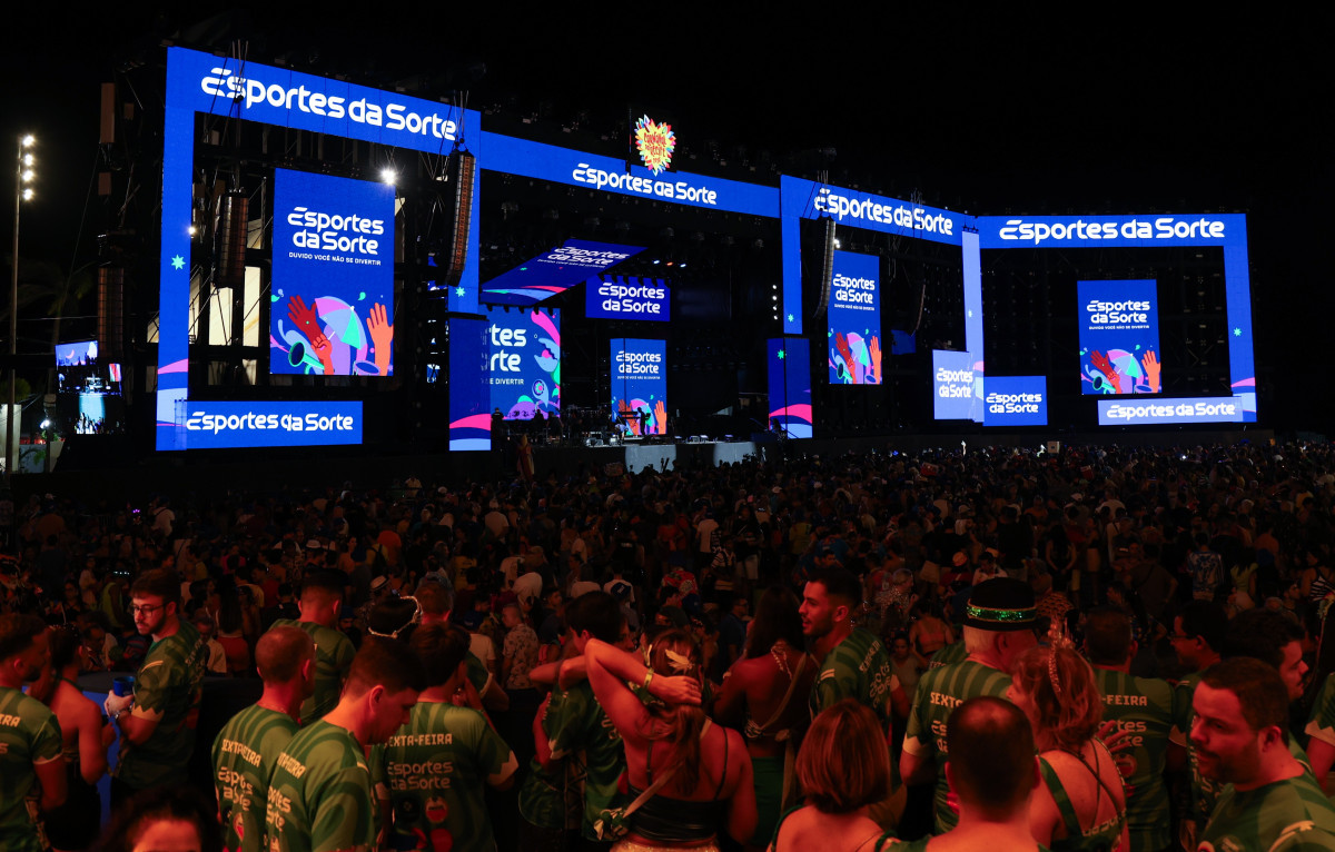 No Marco Zero, principal palco da festa, o Esportes da Sorte promoverá o 