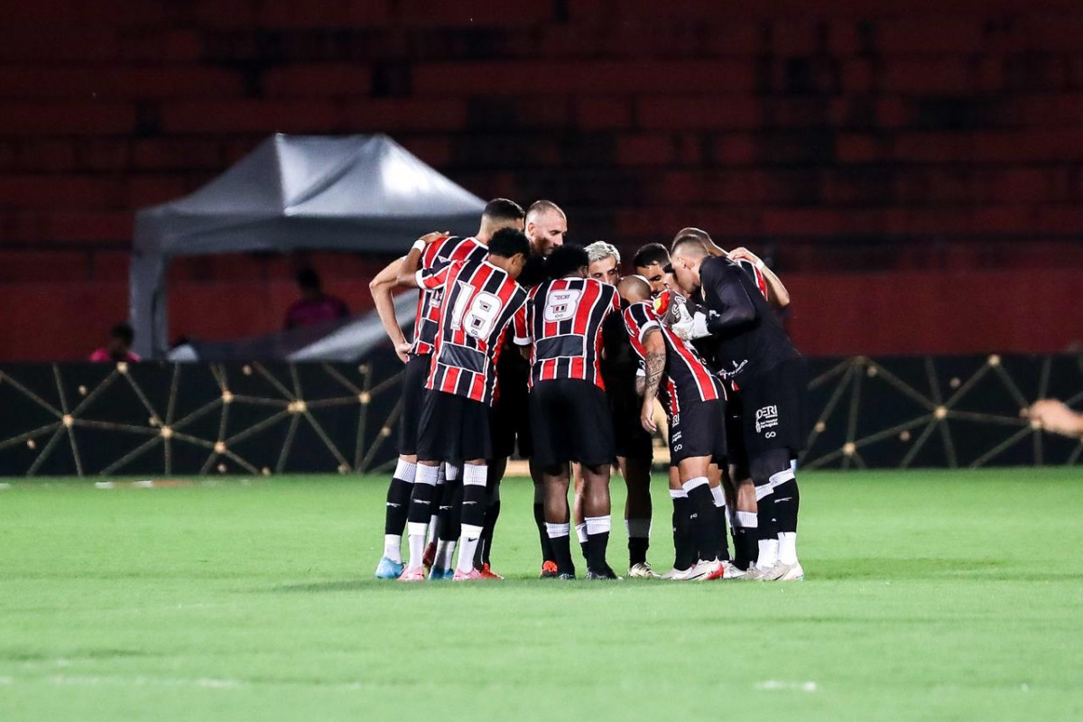 Jogadores do Santa Cruz/Rafael Vieira