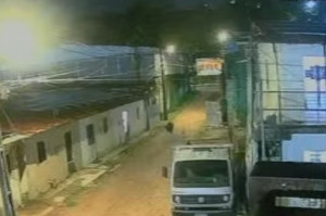 Ci&uacute;me leva homem a matar o pr&oacute;prio s&oacute;cio a golpes de fac&atilde;o em Olinda
