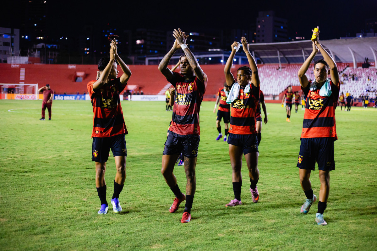 Elenco do Sport no Estádio dos Aflitos /Paulo Paiva/Sport