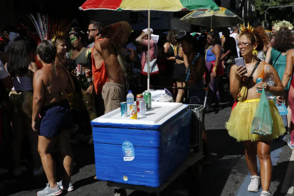 Saiba como se prevenir dos golpes financeiros no carnaval | Diario de ...