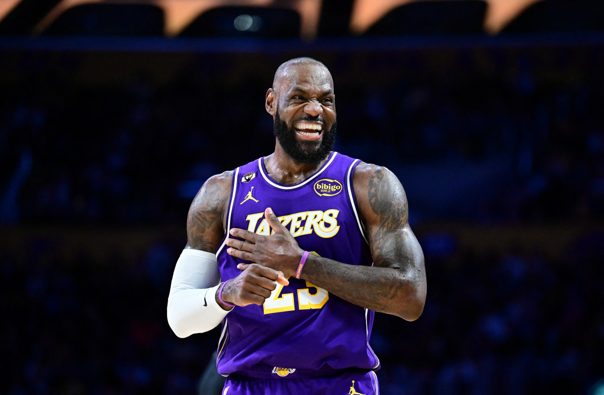 LeBron James, ala do Los Angeles Lakers / WALLY SKALIJ /Getty Images via AFP