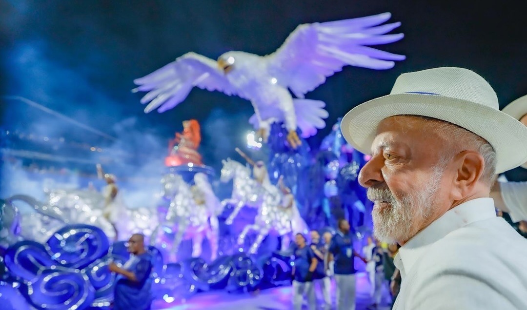 O presidente Lula foi homenageado pela escola de samba Acadêmicos de Niterói/Ricardo Stuckert/PR