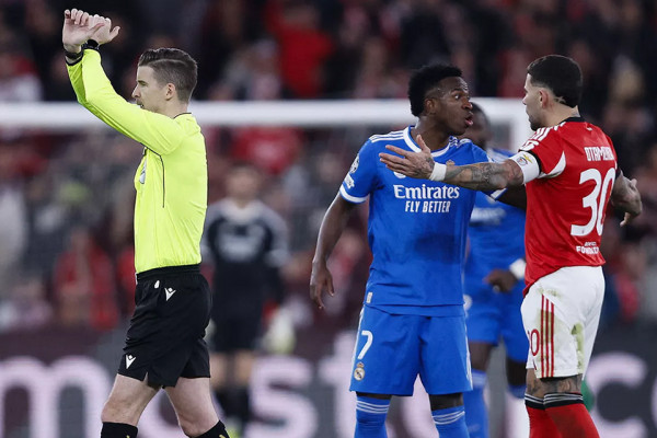 Vini J&uacute;nior, que marcou gol da vit&oacute;ria do Real, fez den&uacute;ncia de novo caso de racismo  