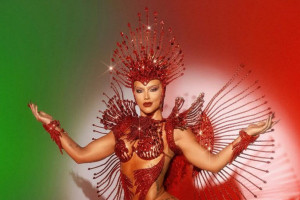 Virginia Fonseca estreou como rainha de bateria da Grande Rio 