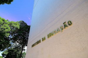 MEC abre vagas para cursos gratuitos e online de Intelig&ecirc;ncia Artificial