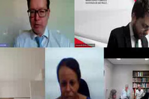  Juiz confunde deformidade facial de testemunha com risada em audi&ecirc;ncia