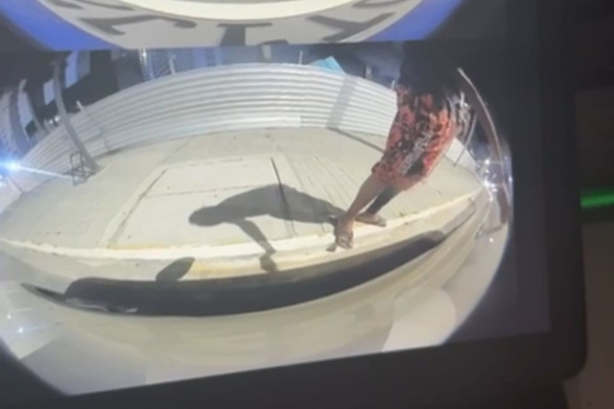 Flanelinha danifica carro em Boa Viagem/Foto: Reprodução/Whatsapp