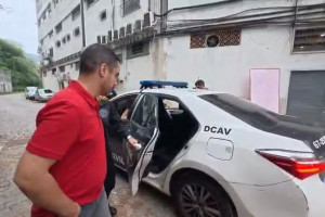 Guilherme Moreira, secret&aacute;rio de Habita&ccedil;&atilde;o de Petr&oacute;polis, &eacute; preso suspeito de estupro de vulner&aacute;vel