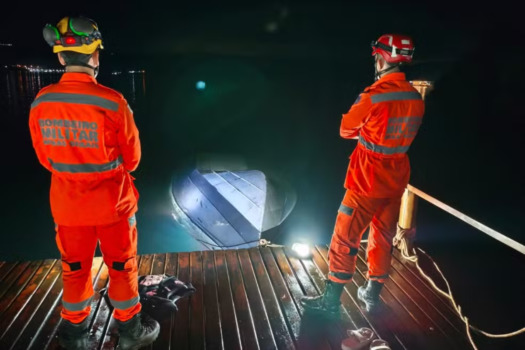 Acidente com lancha mata seis pessoas na divisa de SP e MG/Divulgação/Corpo de bombeiros