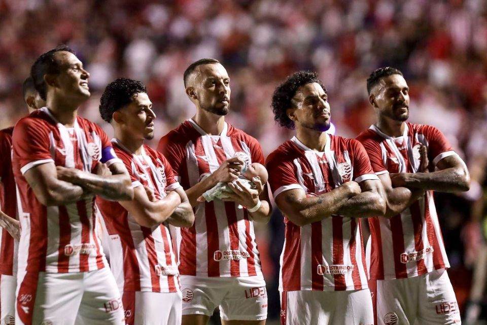 Jogadores do Náutico em comemoração de gol provocativa contra o Santa Cruz/Rafael Vieira / CNC