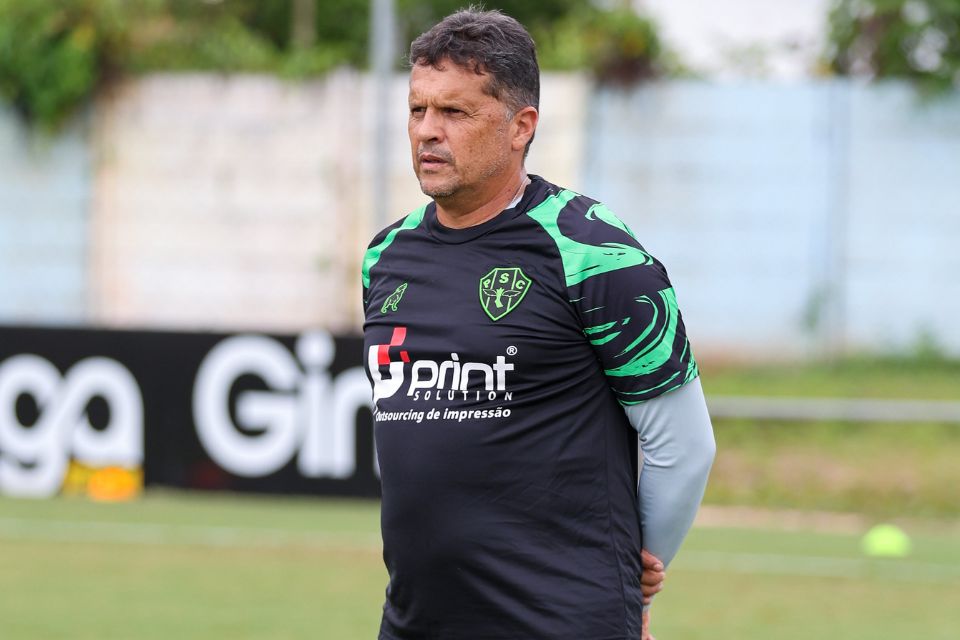 Técnico Claudinei Oliveira/Jorge Luís Totti/Paysandu