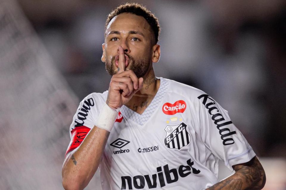 Neymar em ação pelo Santos/Raul Baretta/Santos
