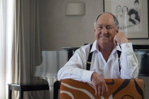 Sedaka embalou gera&ccedil;&otilde;es com suas letras e can&ccedil;&otilde;es,