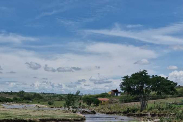 ADanos causados pro fortes chuvas (Foto: Divulgação)