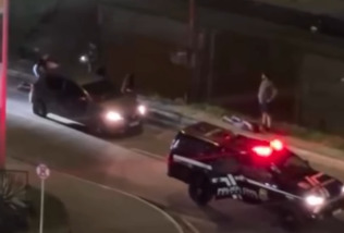 Tiroteio e perseguição em Boa Viagem: dois homens são presos e um adolescente apreendido pela polícia
/Reprodução/redes sociais