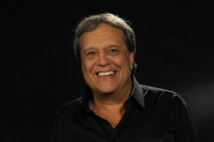 Dennis Carvalho faleceu aos 78 anos no Rio de Janeiro