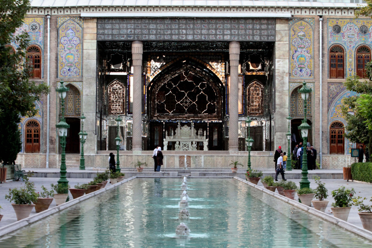 Vista geral do Palácio Golestan em Teerã/ATTA KENARE/AFP