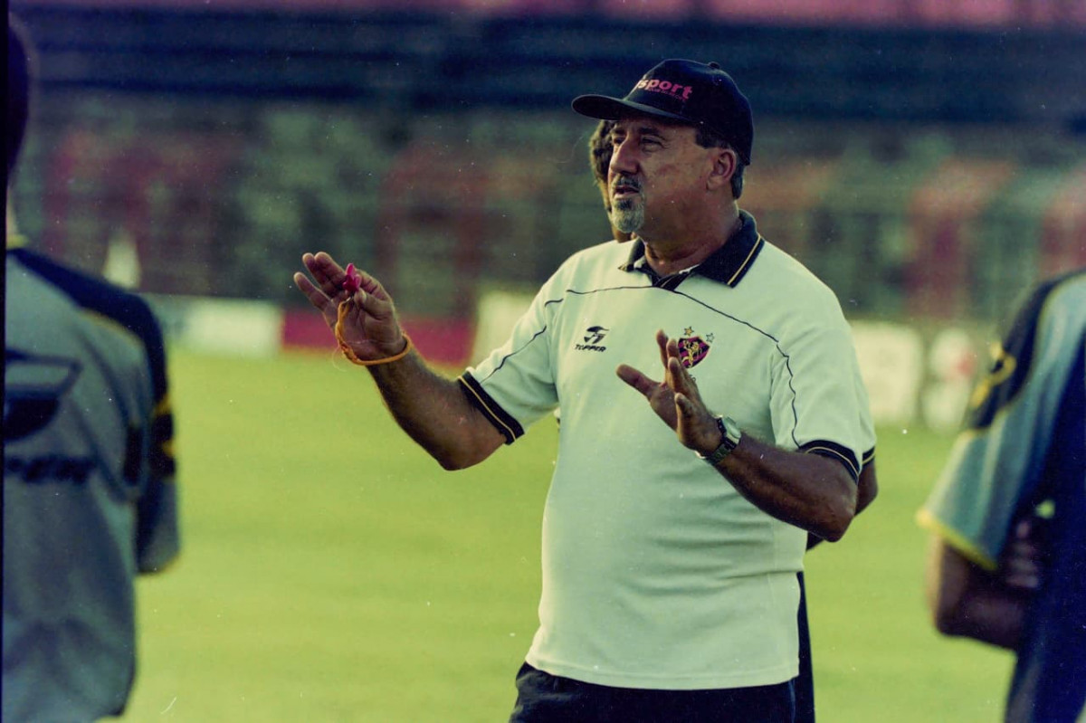 Hugo Benjamin, técnico do Sport/Roberto Pereira/Acervo DP