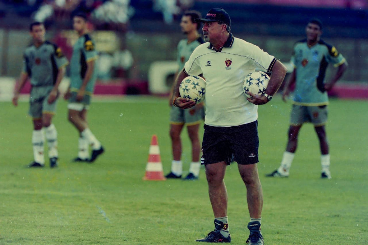 Hugo Benjamin, técnico do Sport (Roberto Pereira/Acervo DP)