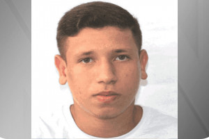 &Uacute;ltimo foragido no caso do estupro coletivo em Copacabana se entrega &agrave; pol&iacute;cia
