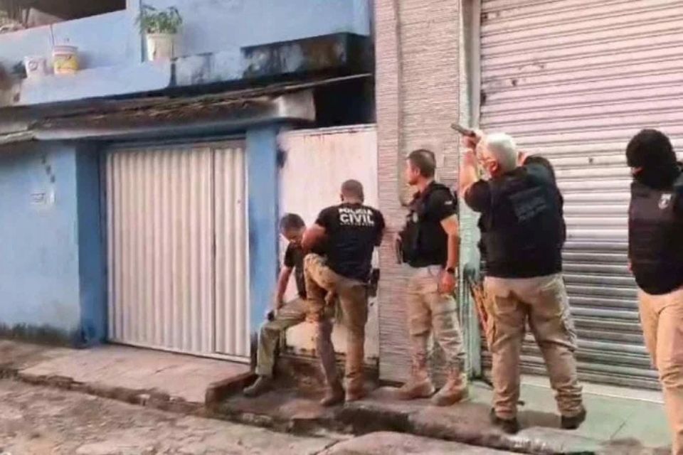 Quadrilha envolvida com extorsão dentro de presídio em Igarassu é alvo de operação no Grande Recife/Ascom/PCDF