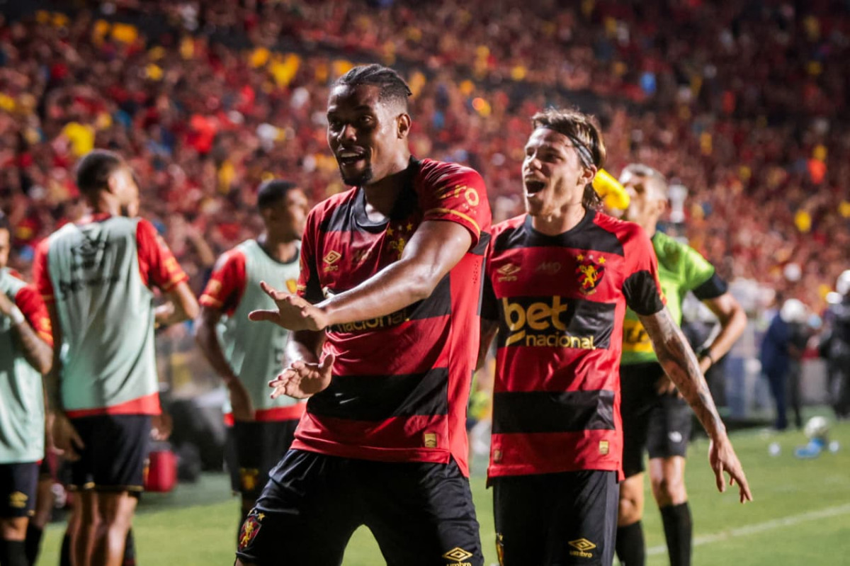 Iury Castilho e Chrystian Barletta, atacantes do Sport (Sandy James/DP Foto)