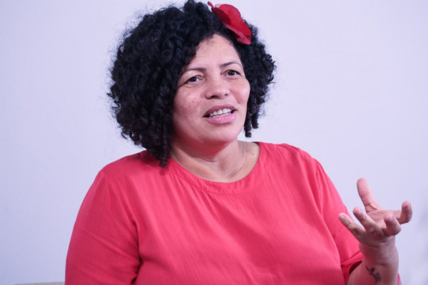 Ap&oacute;s dez anos no Psol, deputada estadual formaliza sua entrada no PT no dia 13