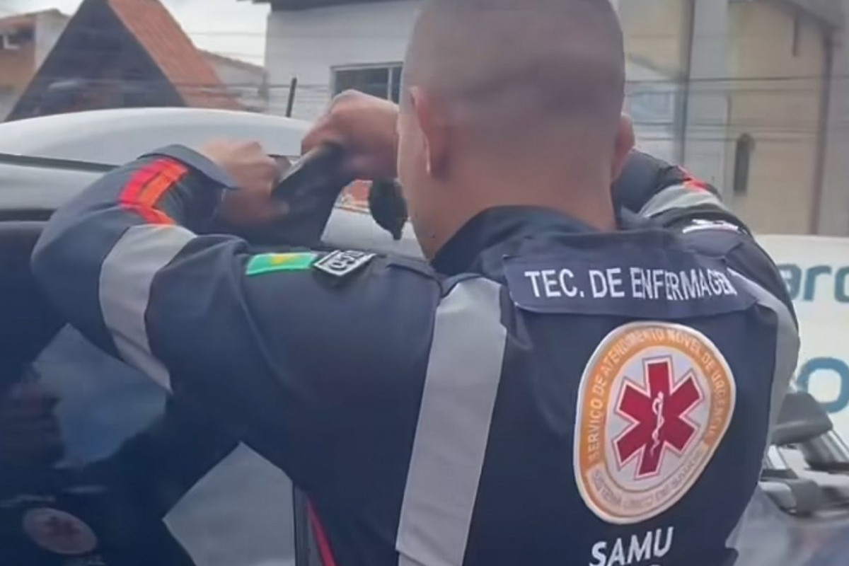 Técnico de enfermagem resgata criança presa em carro e Gravatá/Foto: Reprodução/Instagram