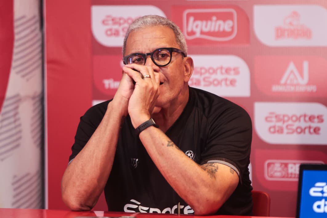 Hélio dos Anjos, técnico do Náutico/Sandy James/DP Foto